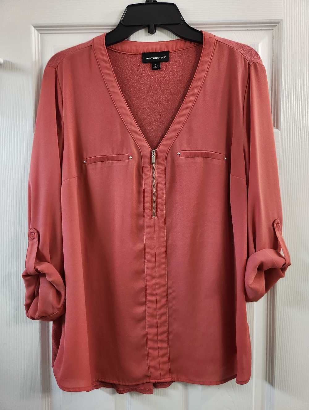 Fortune & Ivy Dusty Rose Zip-Front V-Neck Blouse